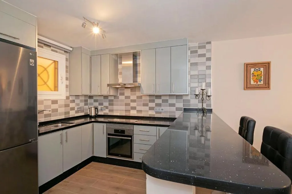 First Line Luxury Apartment Los Cristianos